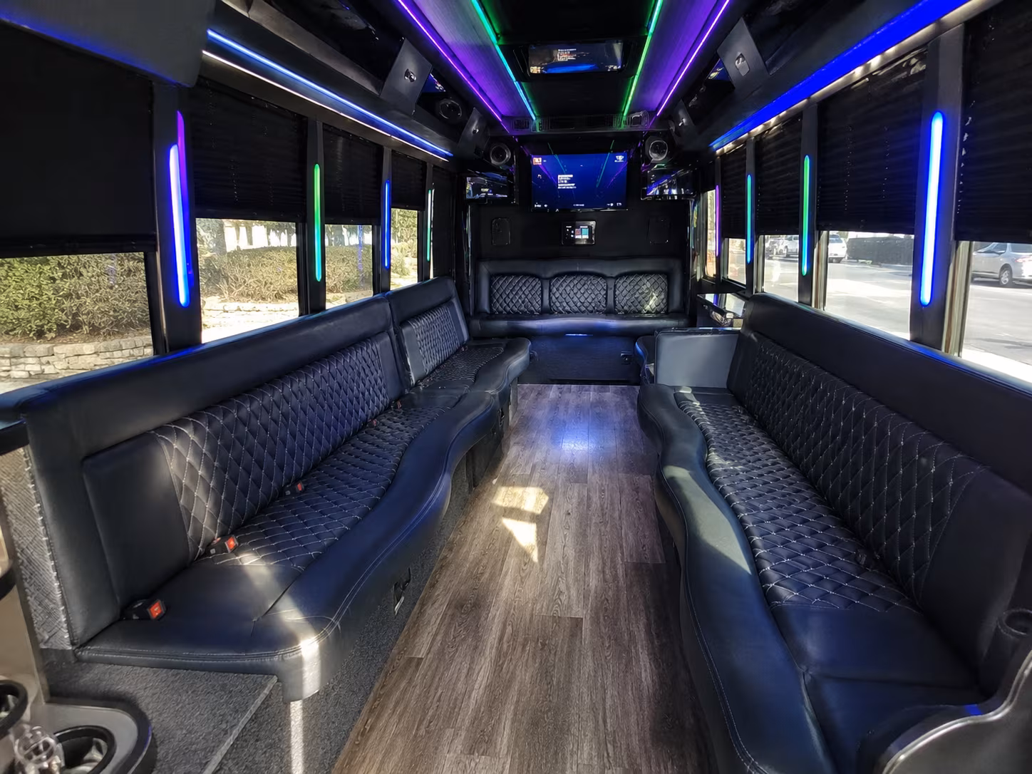 gresham 15 passenger party bus interior