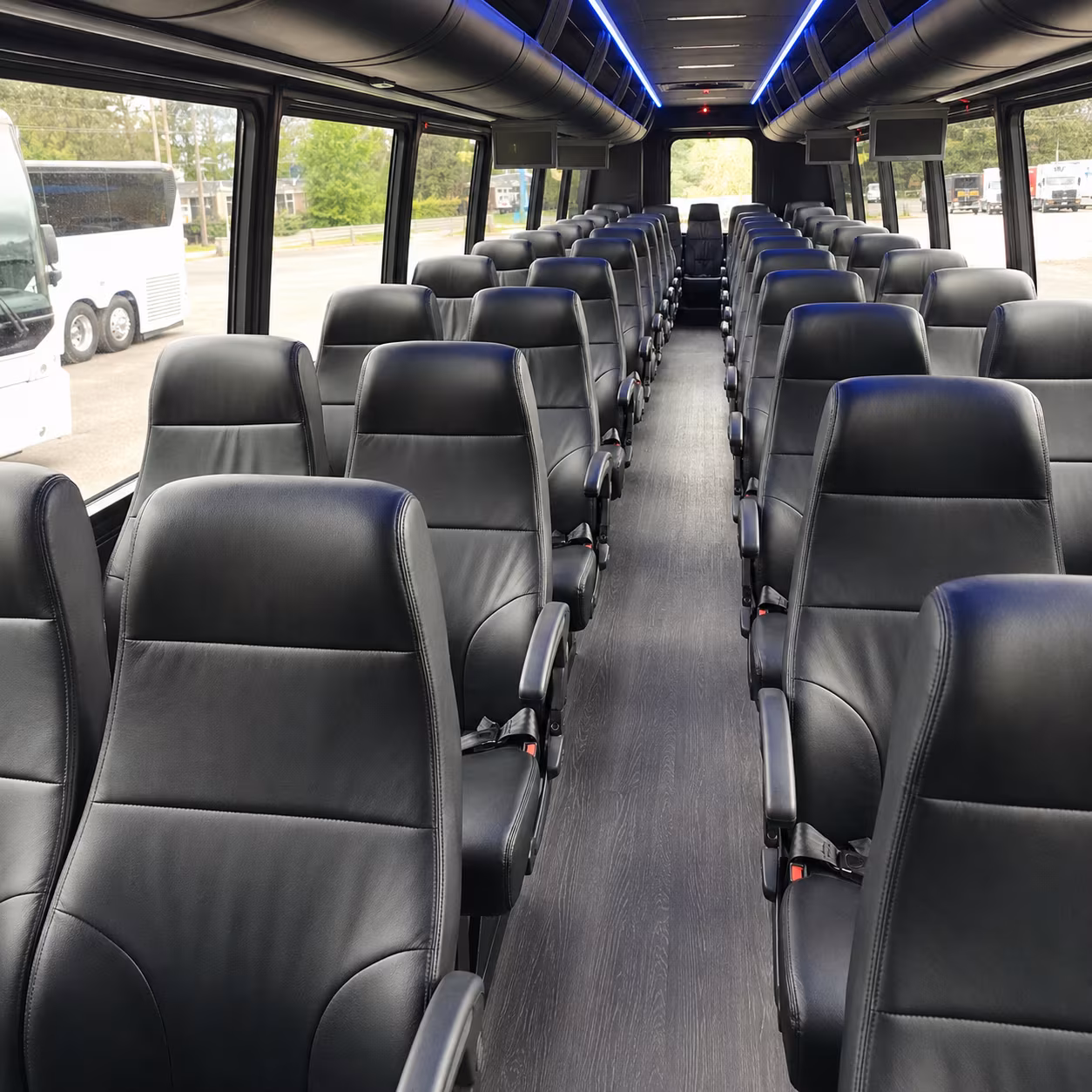 minibus rentals for smaller prom groups across the gresham area