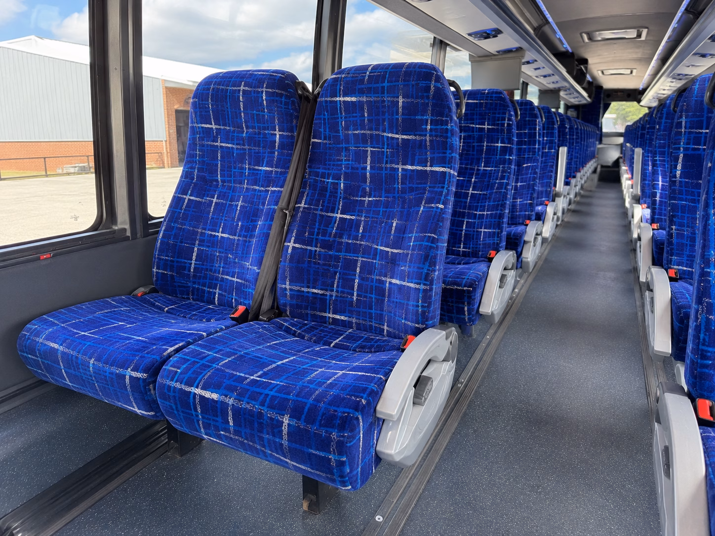 wedding guest buses to sandy and rural east gresham venues